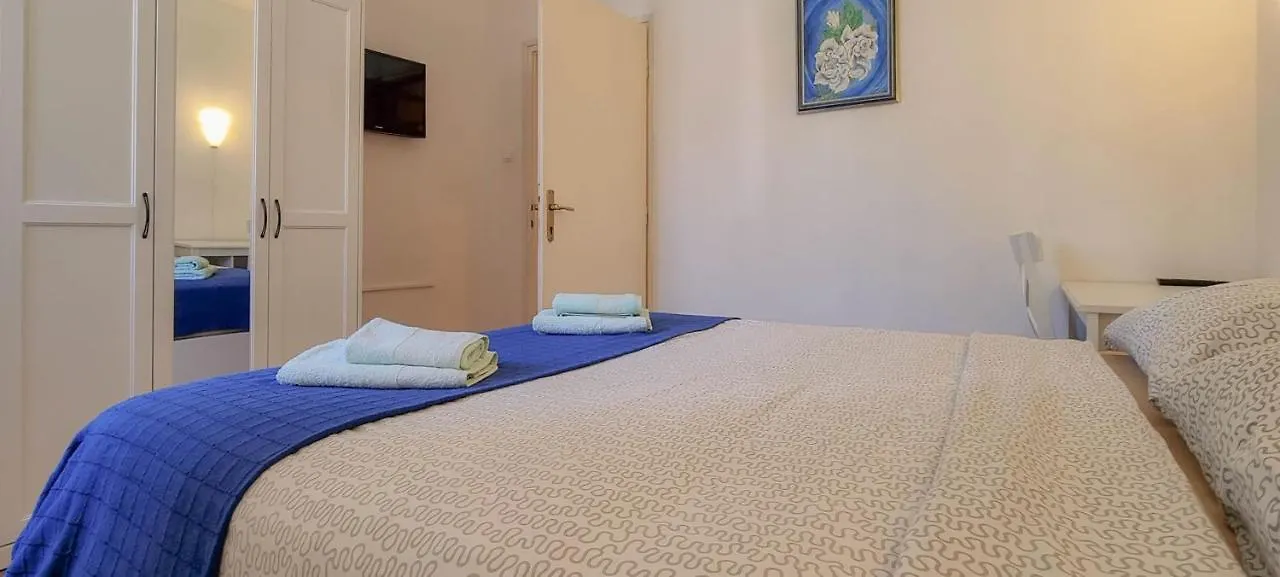 Libera Three Apartment Novigrad  0*, Novigrad (Istria) Croatia