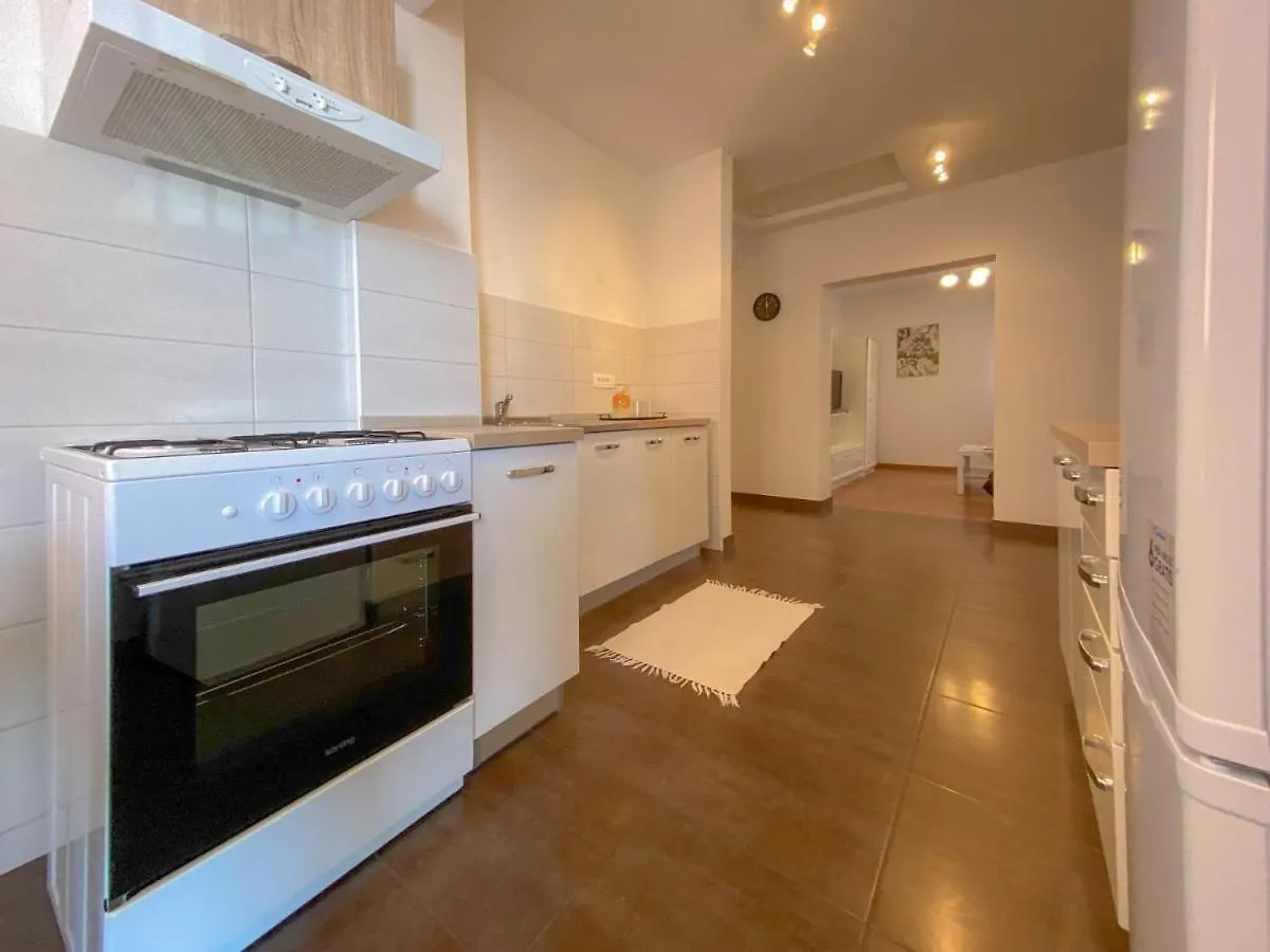 Libera Three Apartment Novigrad