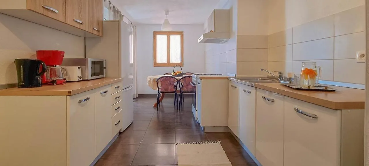 Libera Three Apartment Novigrad